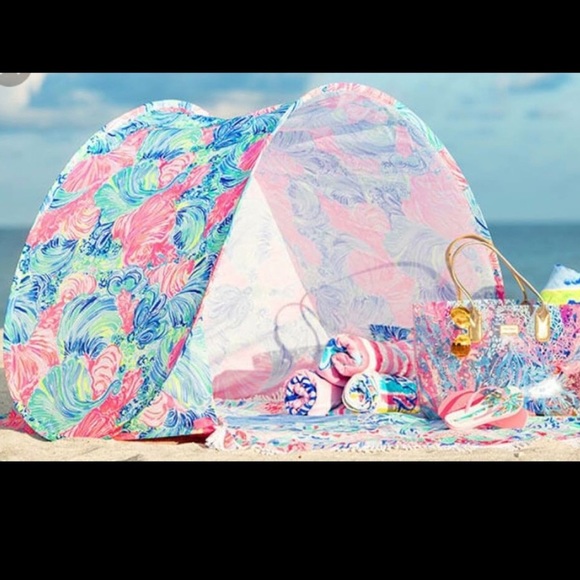 Lilly Pulitzer Accessories - Lilly Pulitzer Beach Canopy Tent
